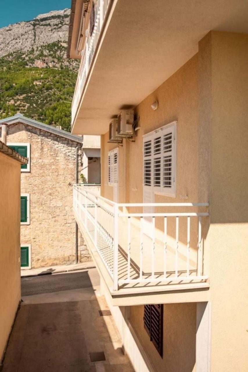 Apartments Andelko - Air Condition Baška Voda Екстериор снимка